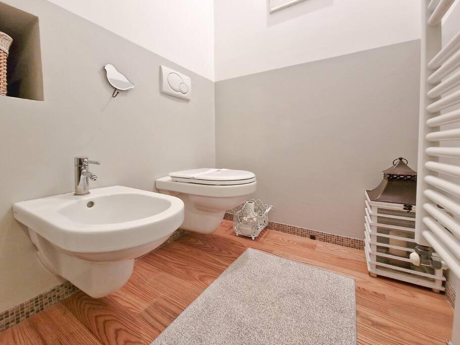 Apartamento Charme On The River - City Center Verona Exterior foto