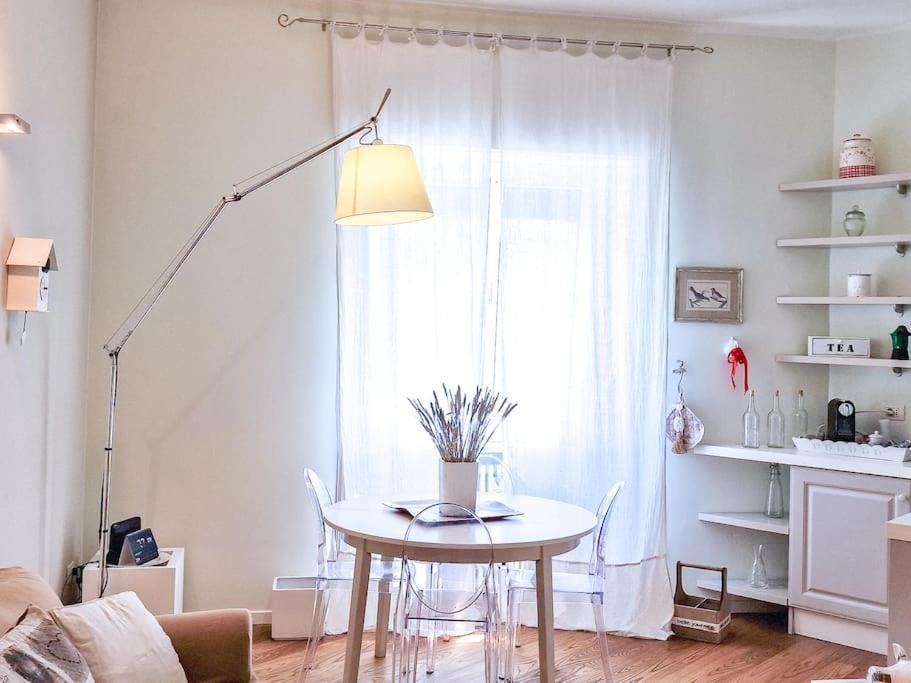 Apartamento Charme On The River - City Center Verona Exterior foto